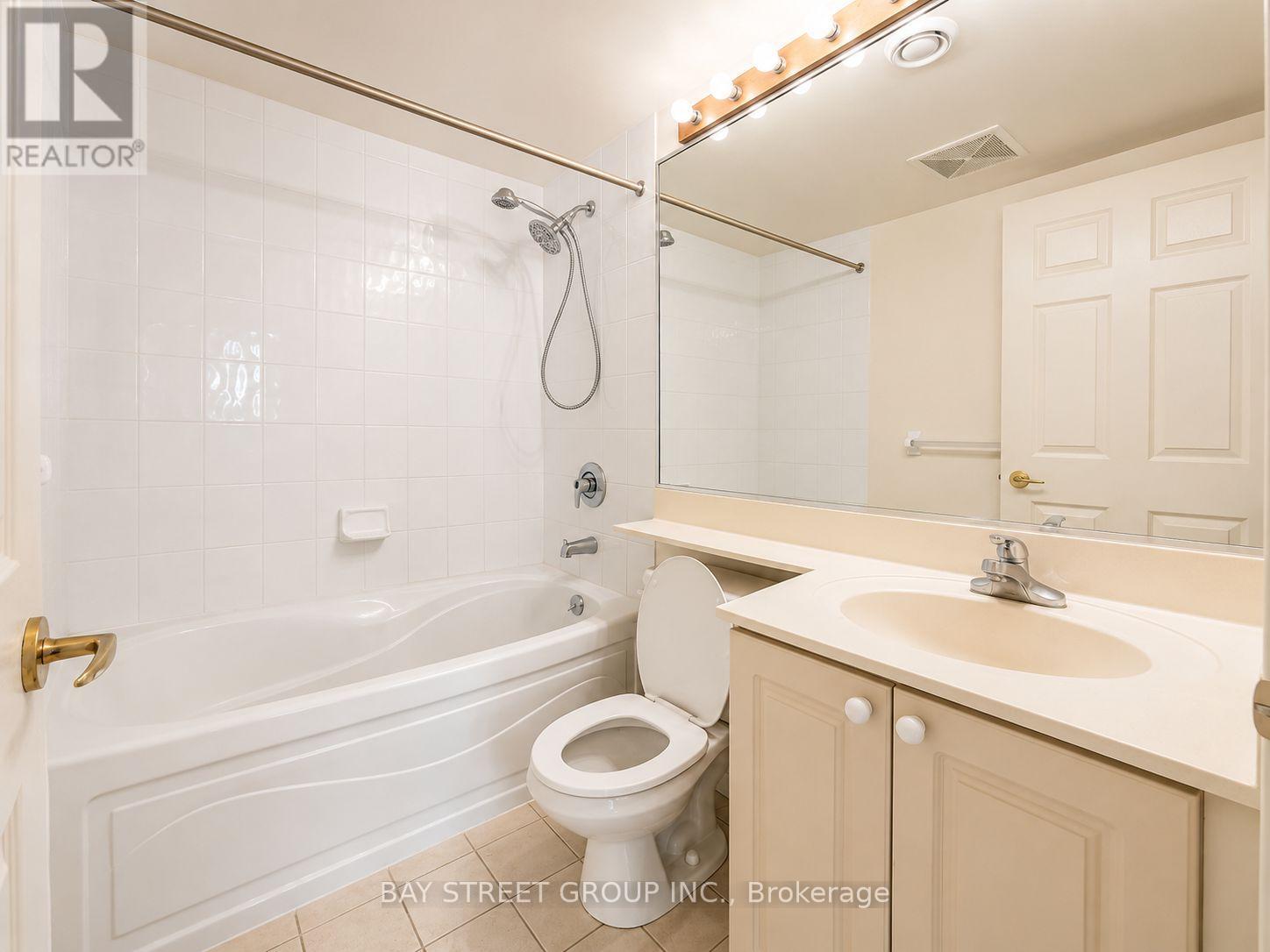 510 - 18 Lee Centre Drive, Toronto, Ontario  M1H 3H5 - Photo 9 - E13712548