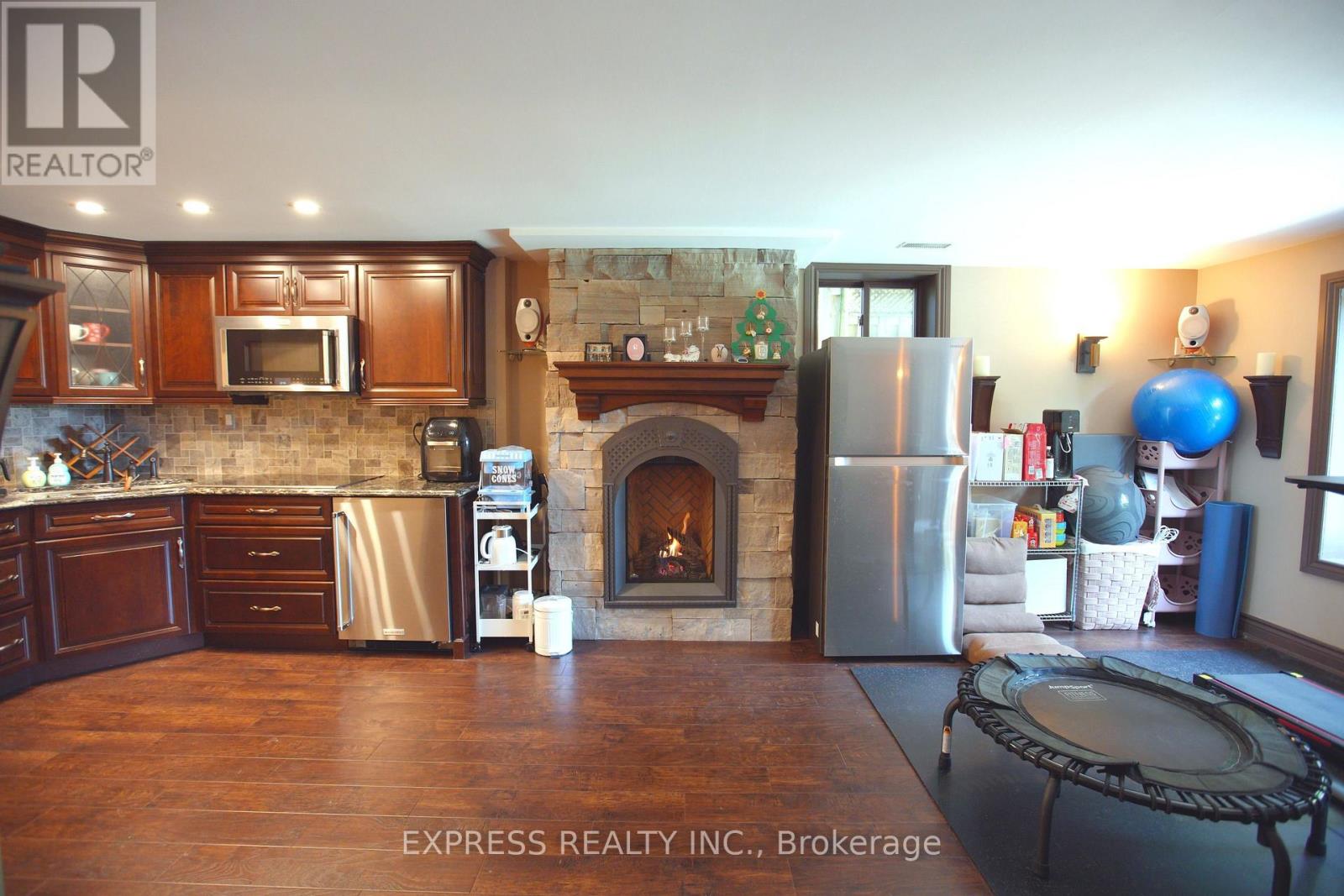 506 Falgarwood Drive, Oakville, Ontario  L6H 1N3 - Photo 43 - W13725168
