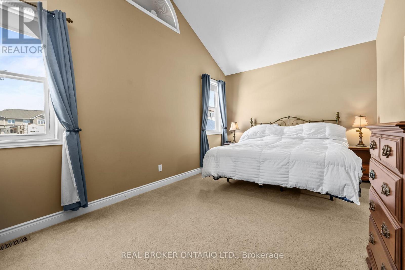 204 Hillpark High Street, Ottawa, Ontario  K1W 0B5 - Photo 12 - X13725198