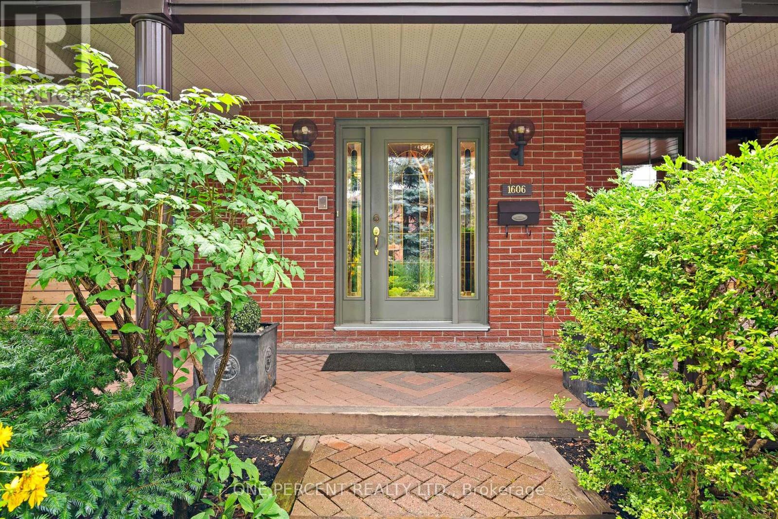 1606 Ortona Avenue, Ottawa, Ontario  K2C 1W5 - Photo 4 - X13725250