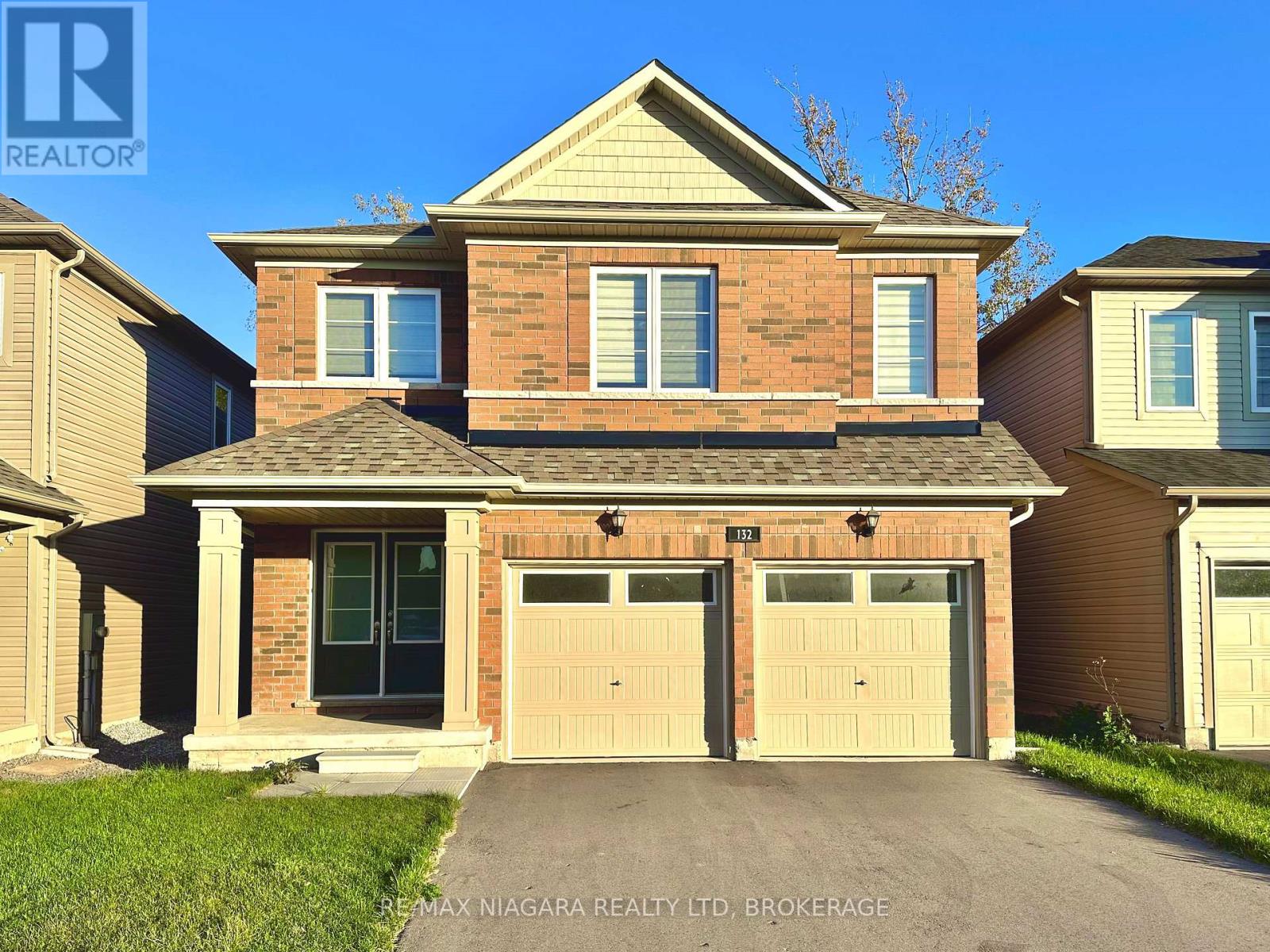 132 COTTONWOOD CRESCENT, Welland, Ontario