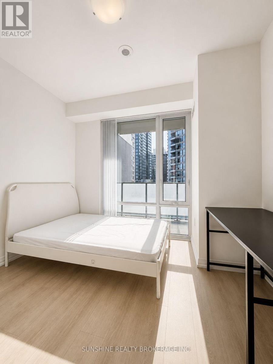 910 - 25 Holly Street, Toronto, Ontario  M4S 0E3 - Photo 10 - C13725206