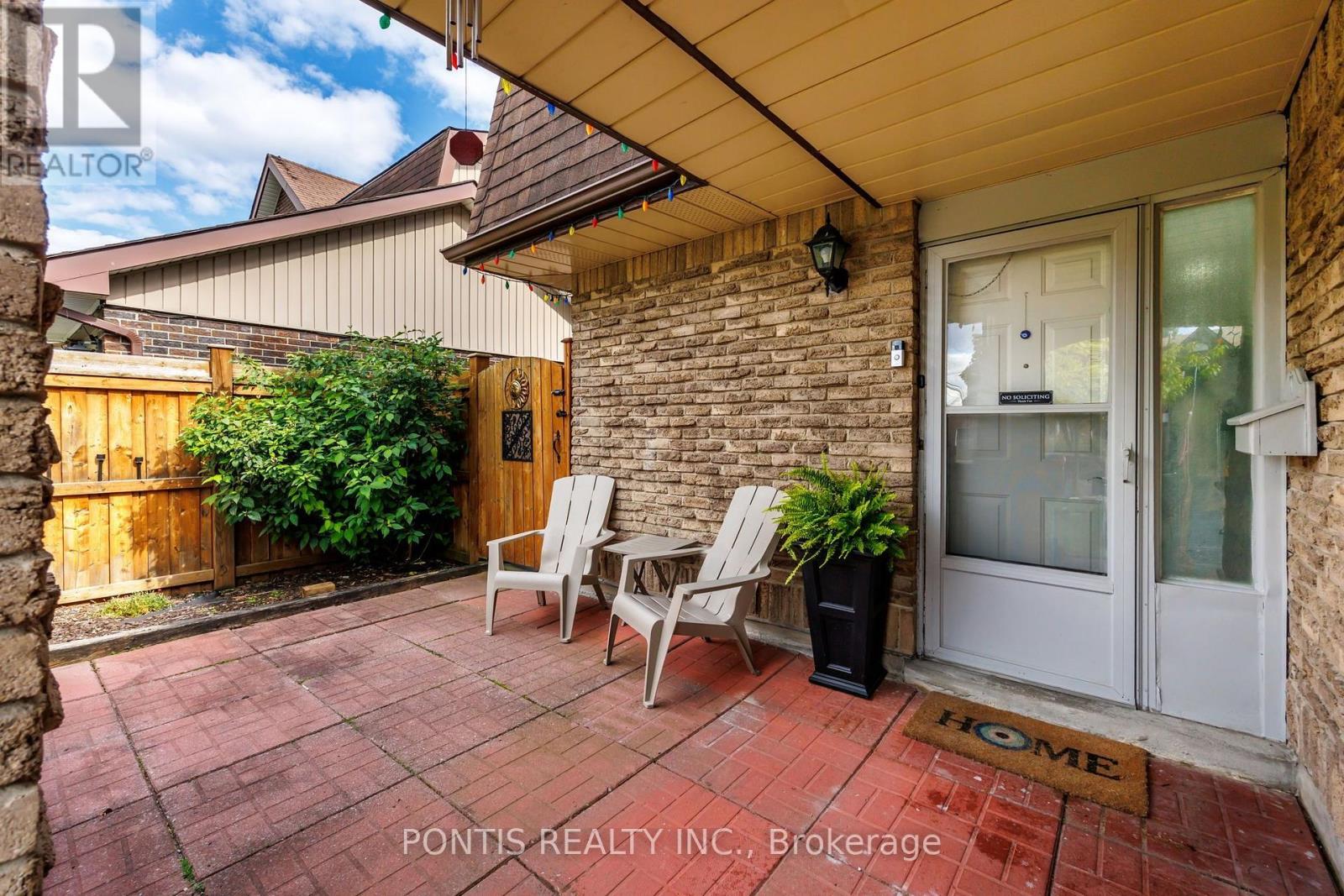 756 Cobblers Court, Pickering, Ontario  L1V 2Z3 - Photo 5 - E13725204
