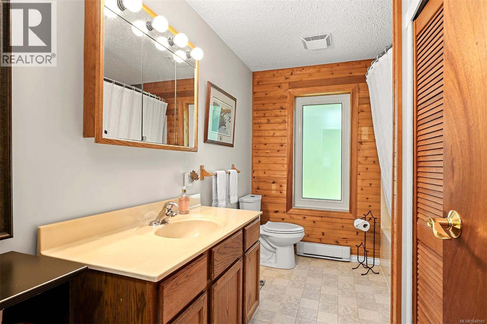 2400 Clark Rd, Courtenay, British Columbia  V9J 1T1 - Photo 34 - 1048141