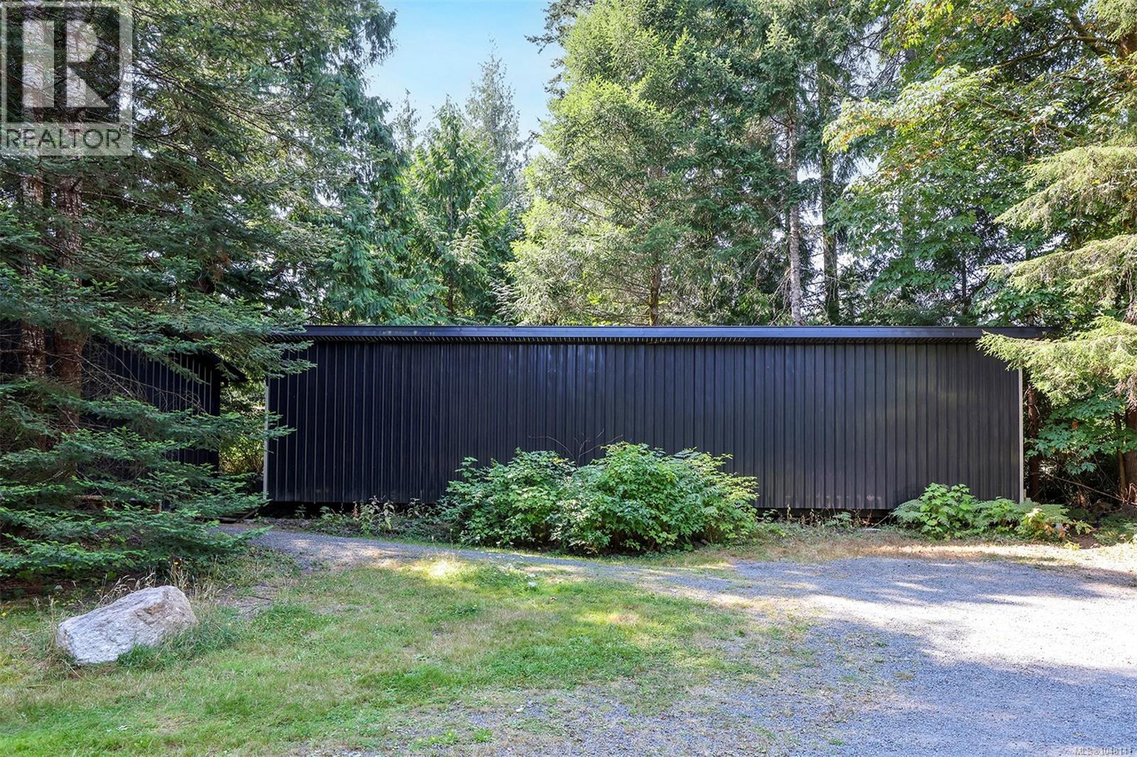 2400 Clark Rd, Courtenay, British Columbia  V9J 1T1 - Photo 45 - 1048141