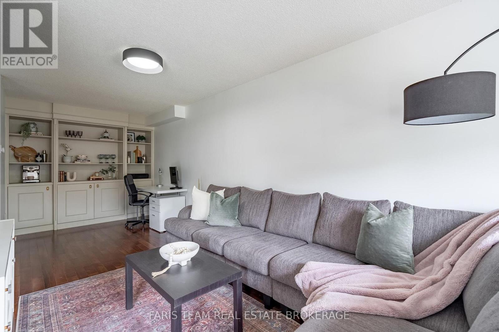 49 Cunningham Drive, Barrie (Ardagh), Ontario  L4N 8L4 - Photo 11 - S13725208