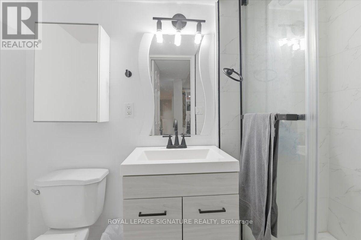 50 Lumsden Crescent, Whitby, Ontario  L1R 1G5 - Photo 32 - E13701106