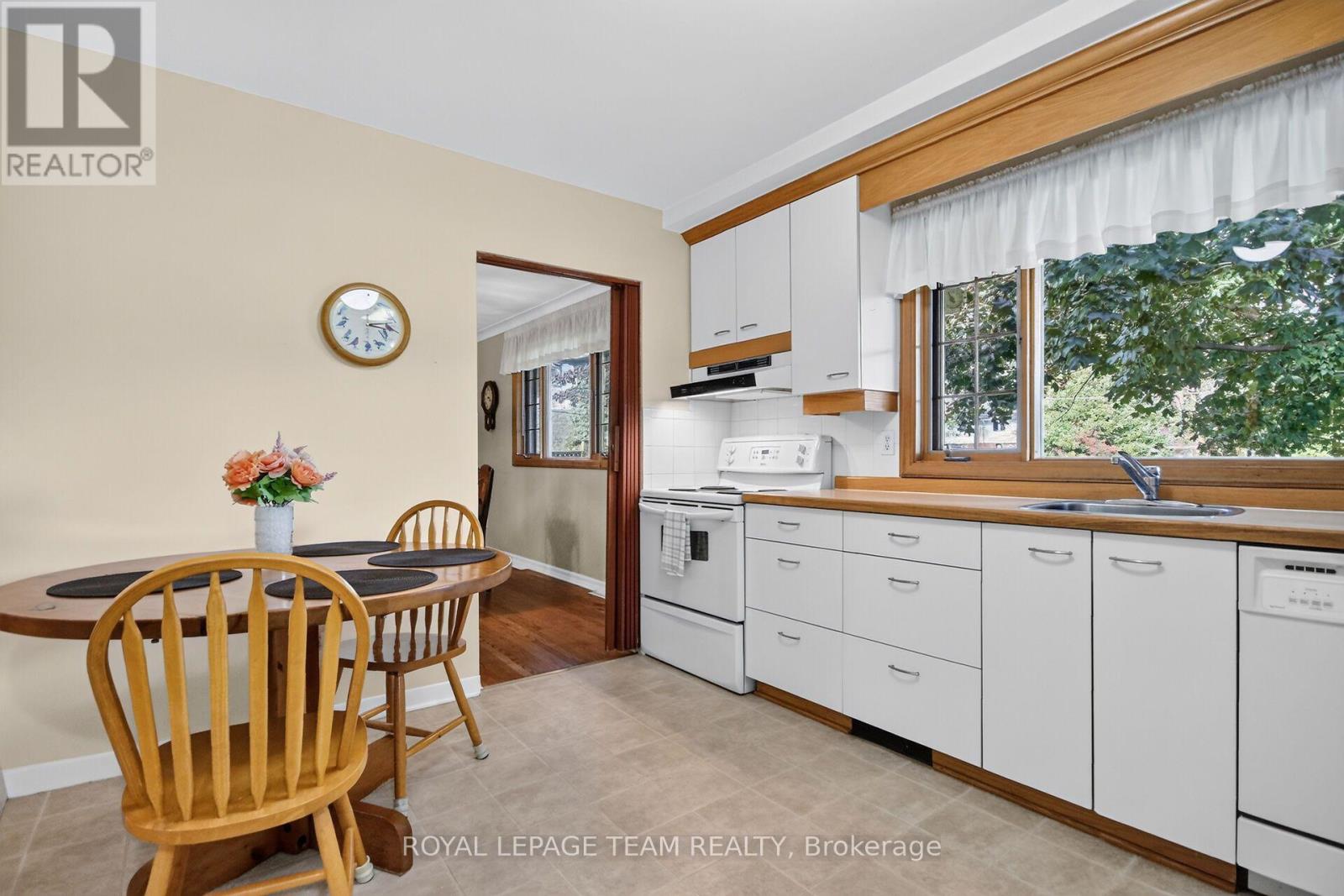 957 Winnington Avenue, Ottawa, Ontario  K2B 5C6 - Photo 15 - X13725288