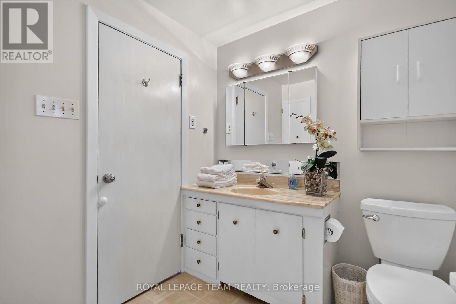 957 Winnington Avenue, Ottawa, Ontario  K2B 5C6 - Photo 22 - X13725288