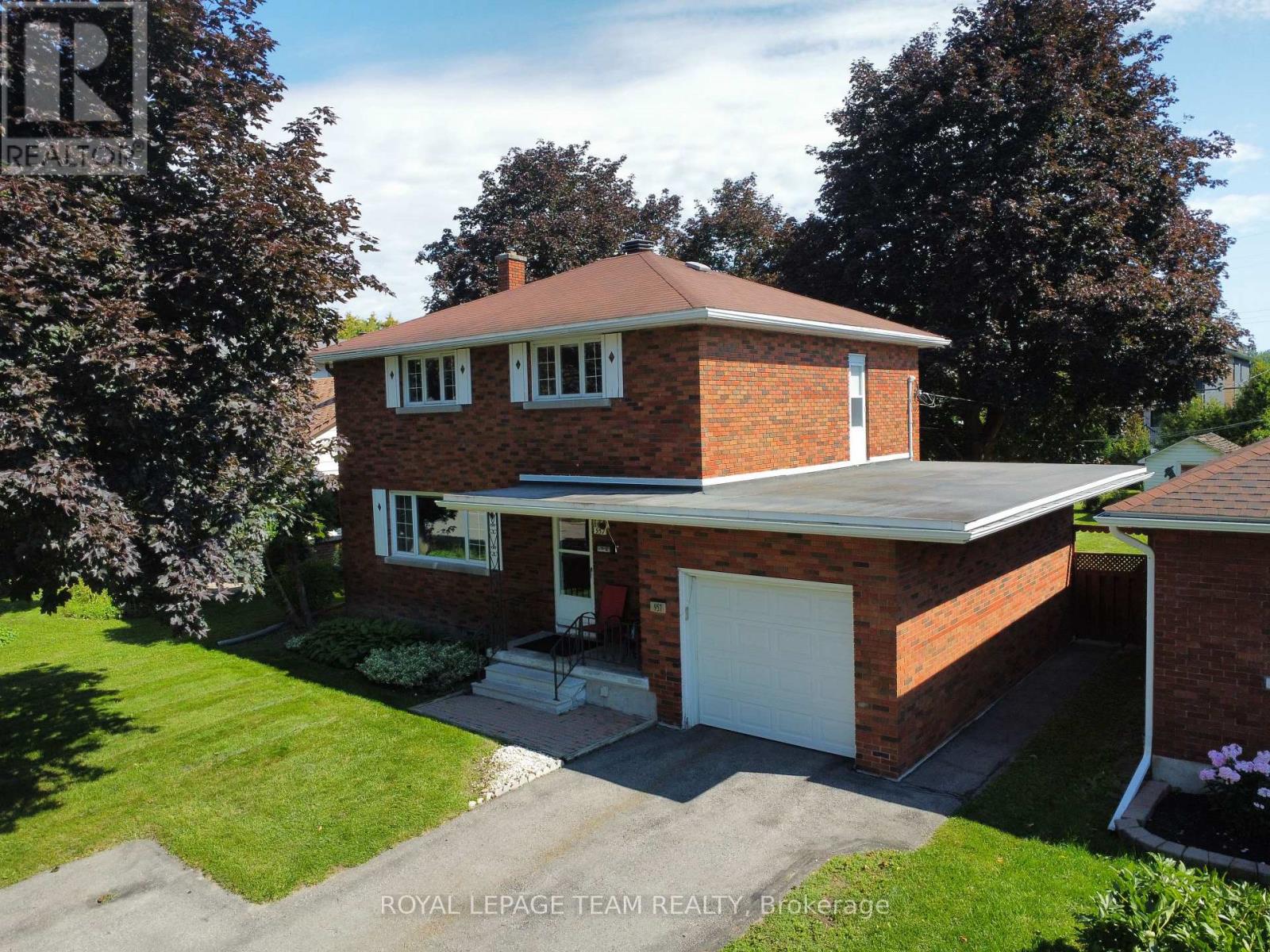 957 Winnington Avenue, Ottawa, Ontario  K2B 5C6 - Photo 5 - X13725288