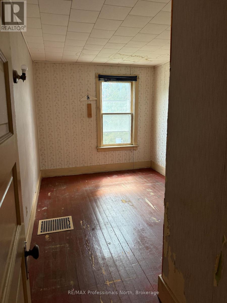 2517 Hwy 518 Highway W, Mcmurrich/monteith, Ontario  P0A 1Y0 - Photo 17 - X13662566