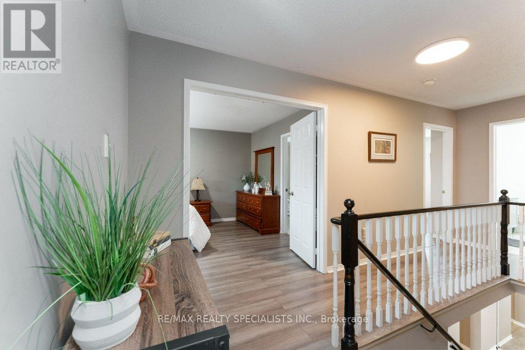 34 Killaloe Crescent, Halton Hills, Ontario  L7G 5N2 - Photo 20 - W13719866