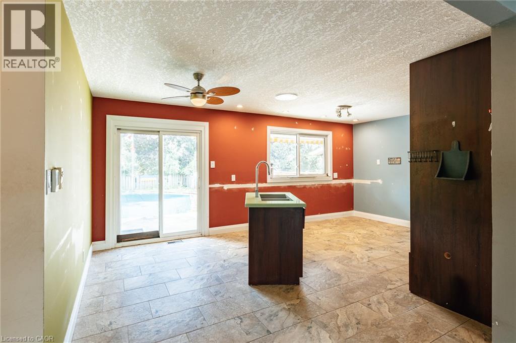 229 Winfield Avenue, Waterloo, Ontario  N2J 3M8 - Photo 11 - 40859251