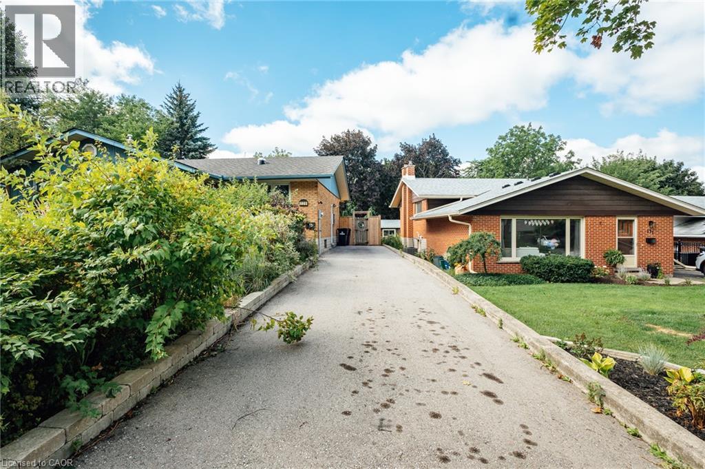 229 Winfield Avenue, Waterloo, Ontario  N2J 3M8 - Photo 4 - 40859251