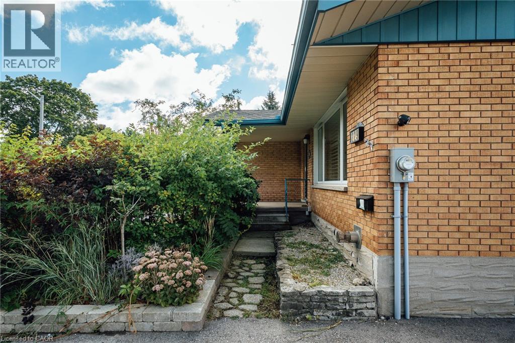229 Winfield Avenue, Waterloo, Ontario  N2J 3M8 - Photo 5 - 40859251