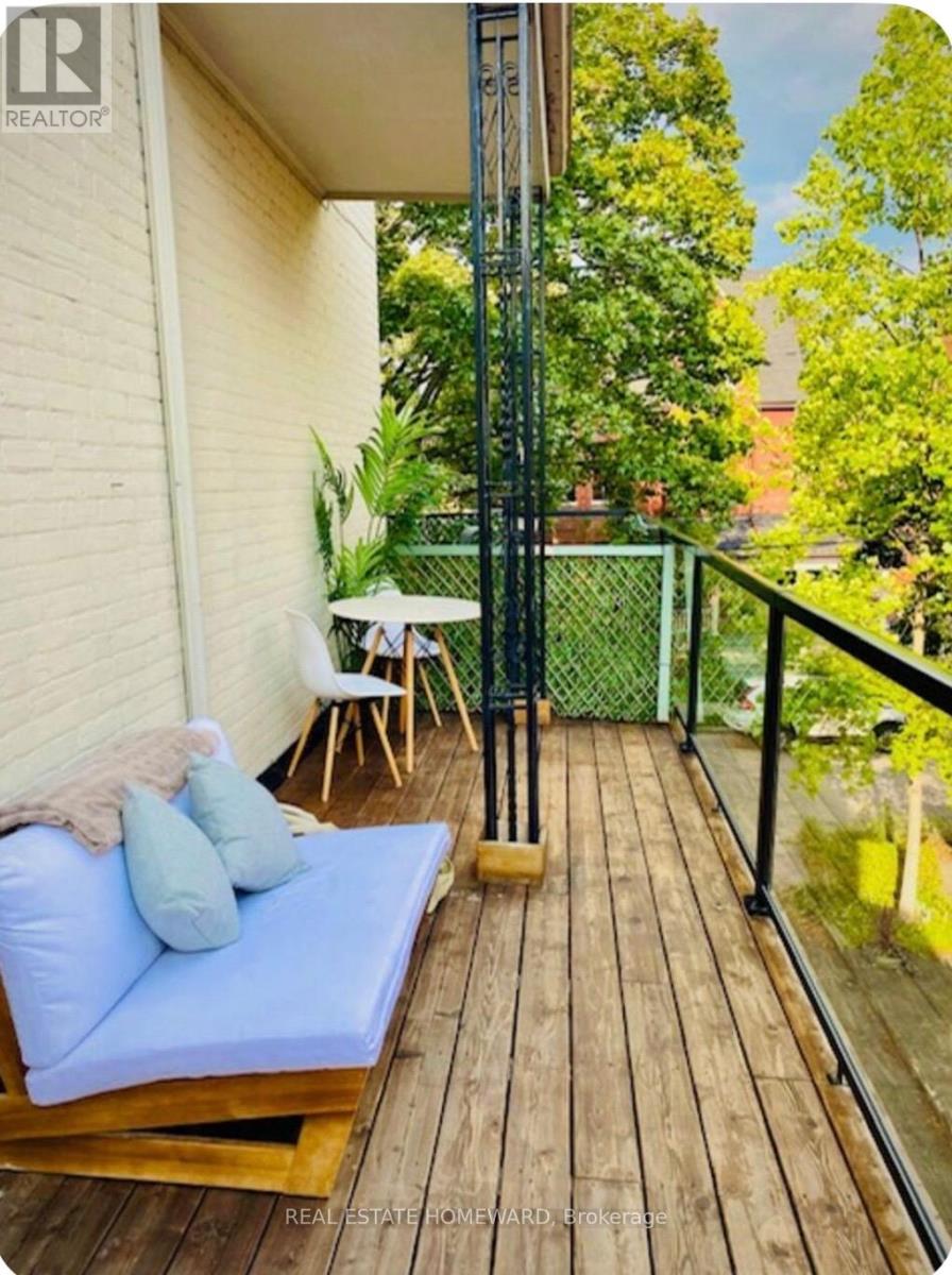 B2 - 426 Markham Street, Toronto, Ontario  M6G 2L2 - Photo 10 - C13725276