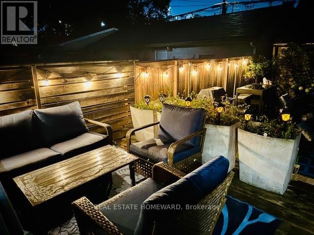 1 - 175 Euclid Avenue, Toronto, Ontario  M6J 2J8 - Photo 16 - C13725278