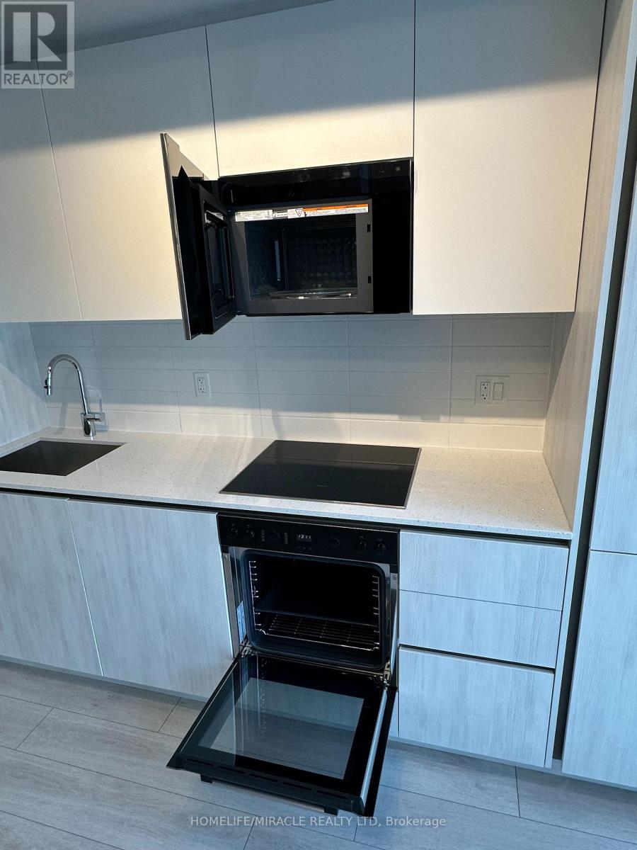 2302 - 400 King Street, Toronto, Ontario  M5V 1K2 - Photo 2 - C13725300