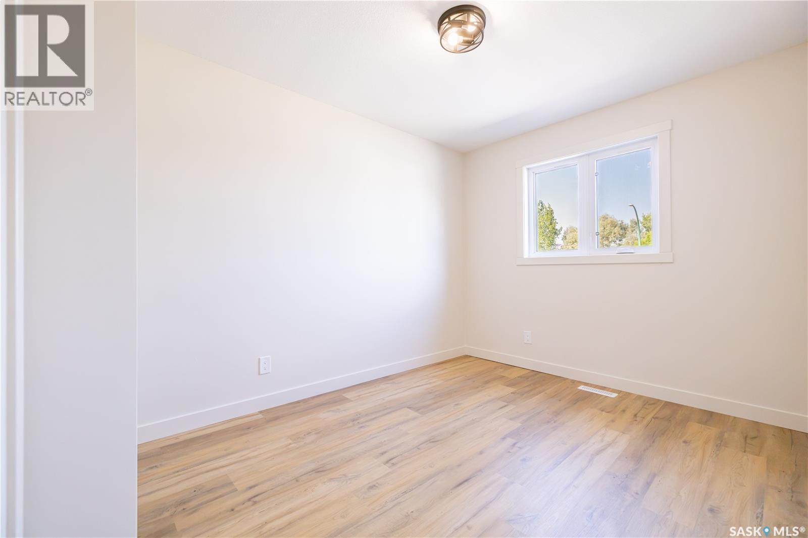 230 Hogg Way, Saskatoon, Saskatchewan  S7N 3W1 - Photo 34 - SK046992