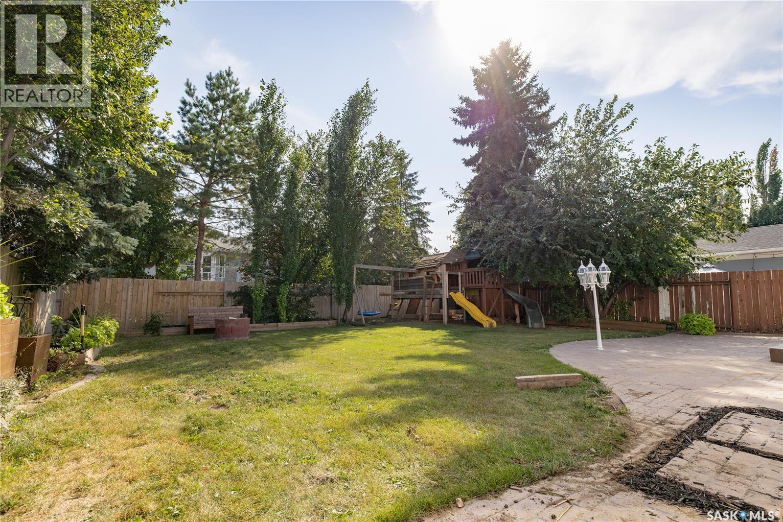 230 Hogg Way, Saskatoon, Saskatchewan  S7N 3W1 - Photo 13 - SK046992