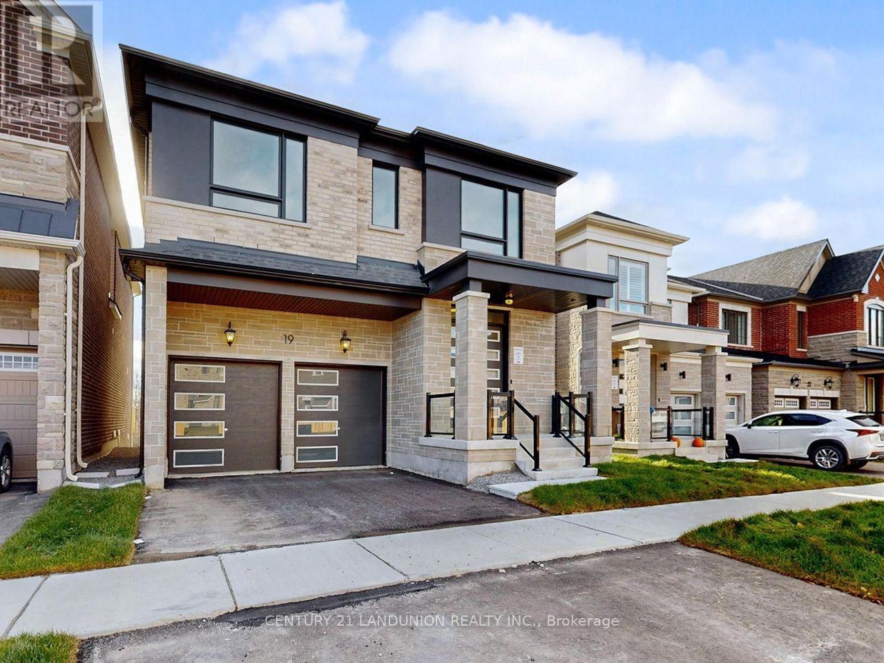 19 Spring Oak Crescent, Markham, Ontario  L6C 1L2 - Photo 2 - N13725280