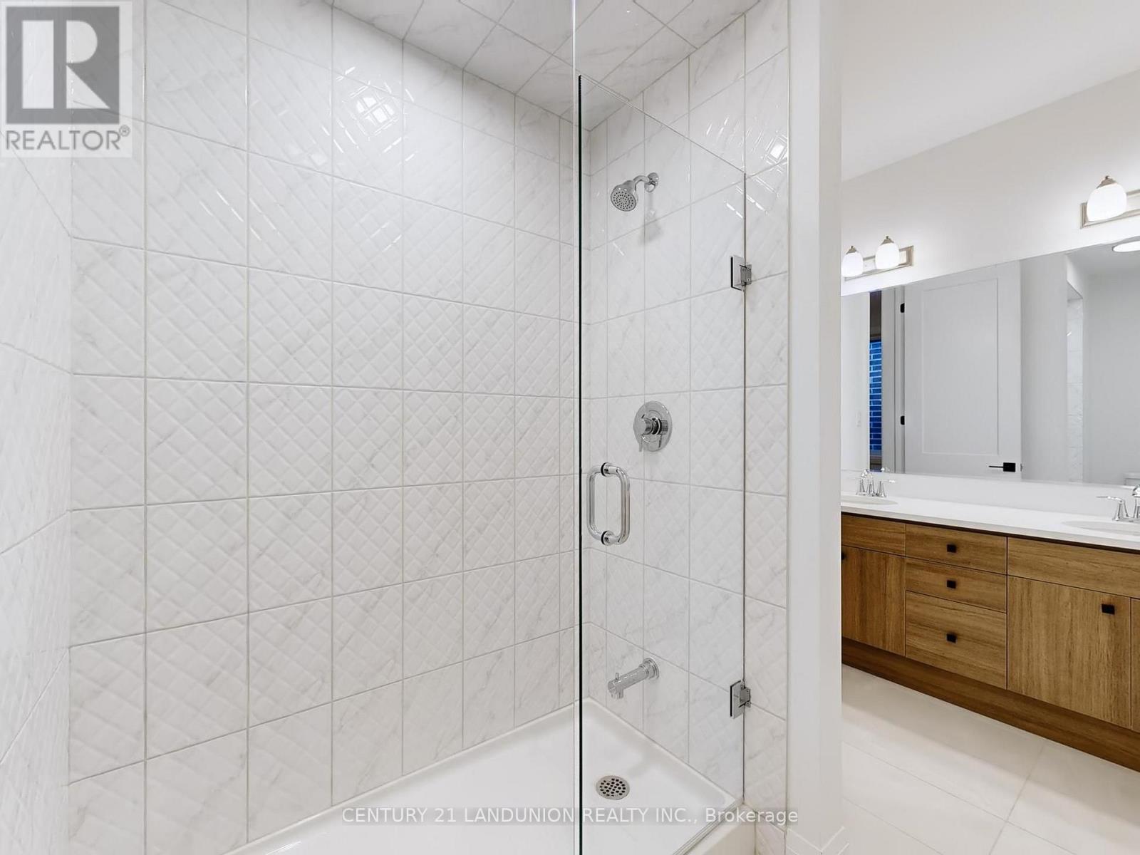 19 Spring Oak Crescent, Markham, Ontario  L6C 1L2 - Photo 33 - N13725280