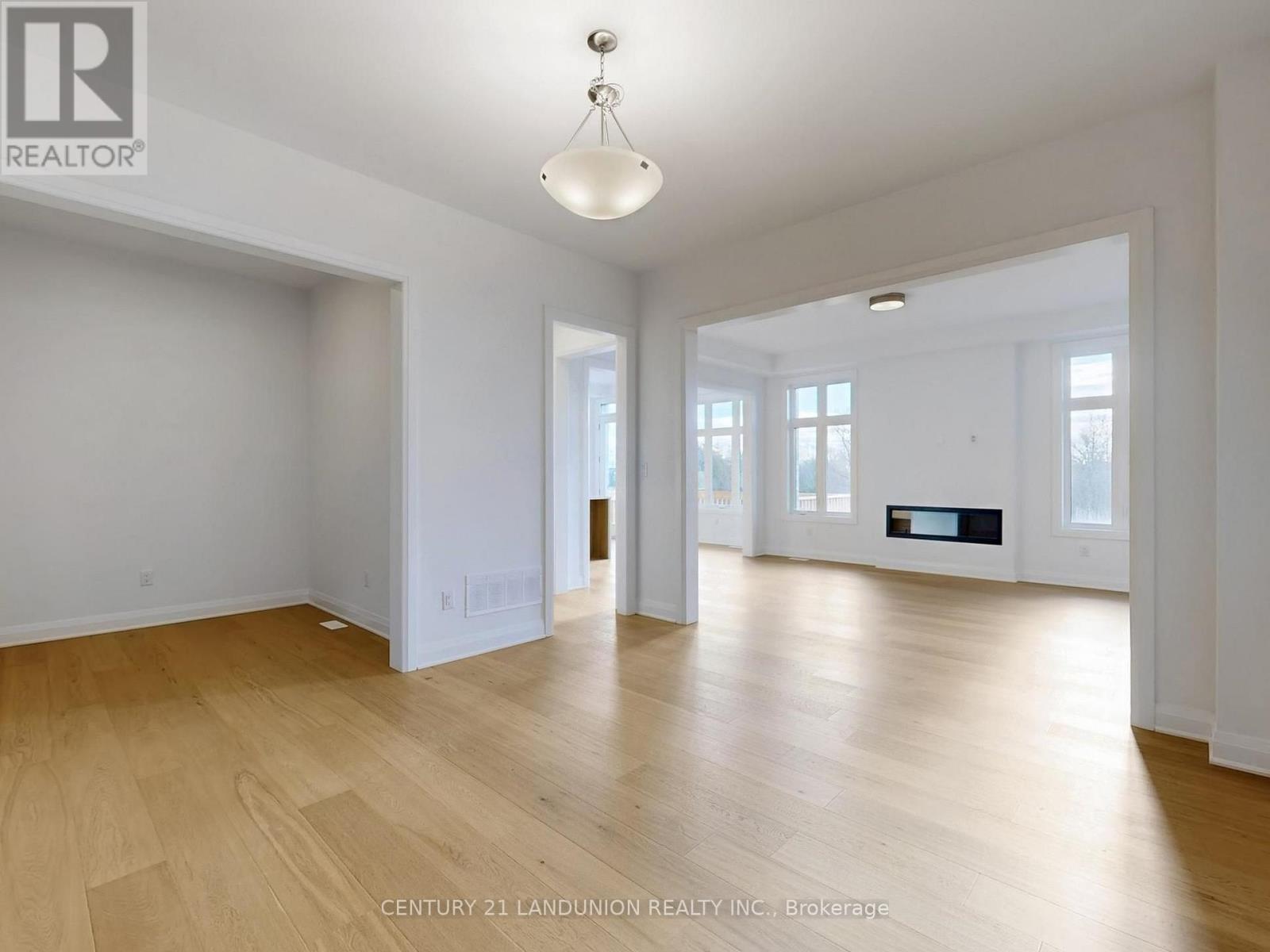 19 Spring Oak Crescent, Markham, Ontario  L6C 1L2 - Photo 8 - N13725280