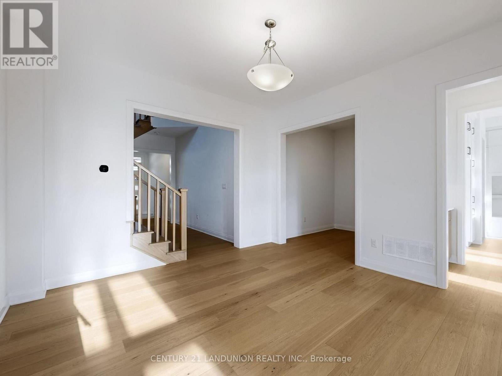 19 Spring Oak Crescent, Markham, Ontario  L6C 1L2 - Photo 9 - N13725280
