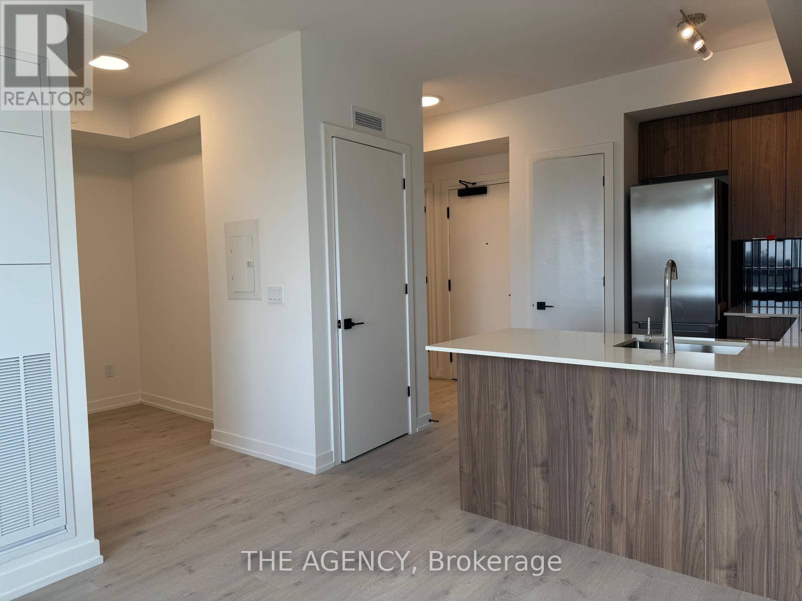 517 - 2501 Saw Whet Boulevard, Oakville, Ontario  L6M 5N2 - Photo 6 - W13725268