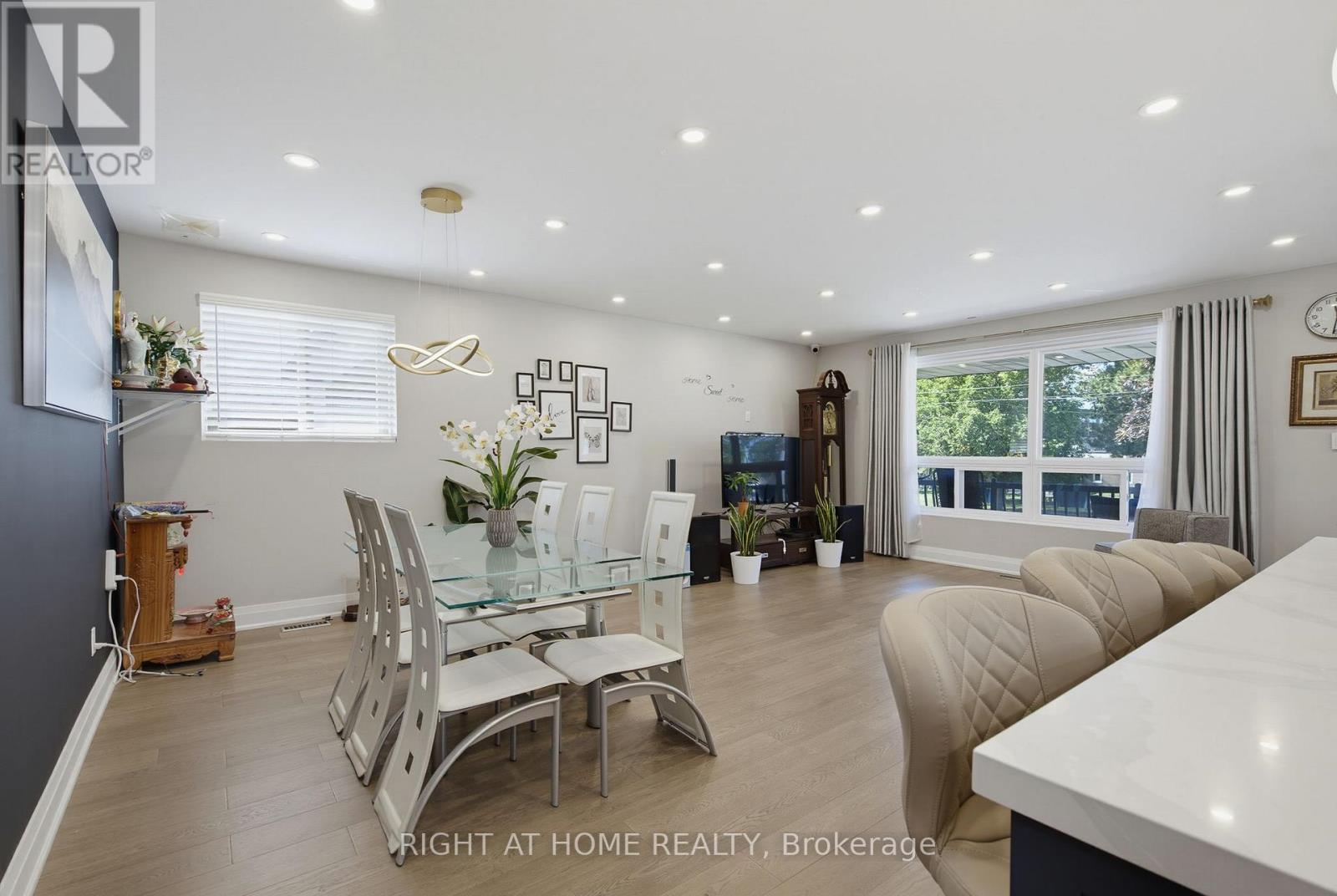363 Sentinel Road, Toronto, Ontario  M3J 1V1 - Photo 8 - W13724942