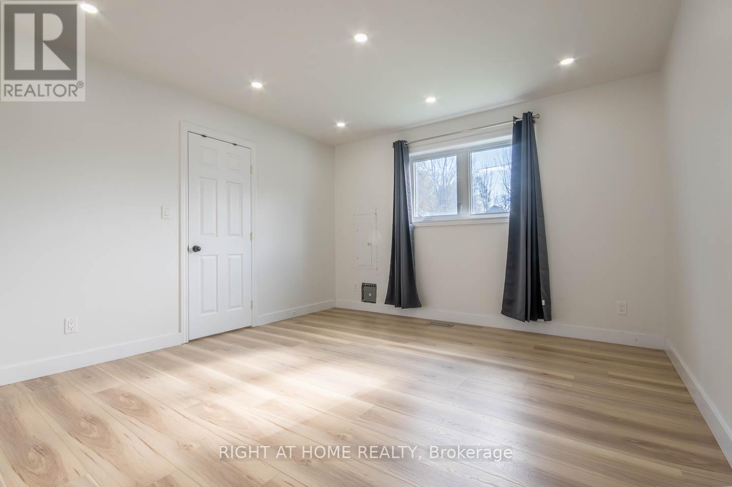 61a Wilkins Street, Quinte West, Ontario K8V 3M6 - Photo 6 - X13716326