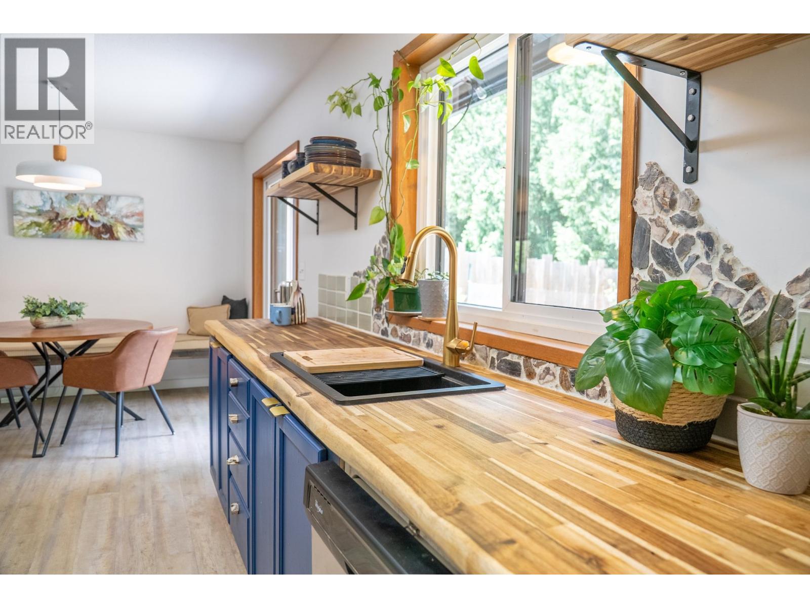 4746 Bosun Way, Pender Island, British Columbia  V0N 2M0 - Photo 12 - R3142145