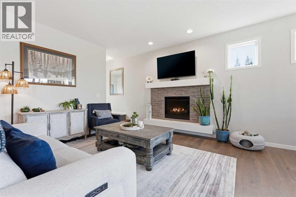 46 Cranarch View, Calgary, Alberta  T3M 0V9 - Photo 10 - A2341063