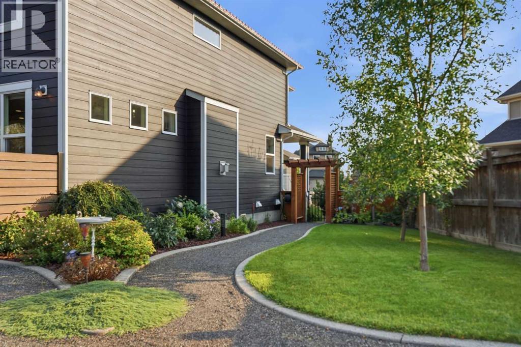 46 Cranarch View, Calgary, Alberta  T3M 0V9 - Photo 39 - A2341063