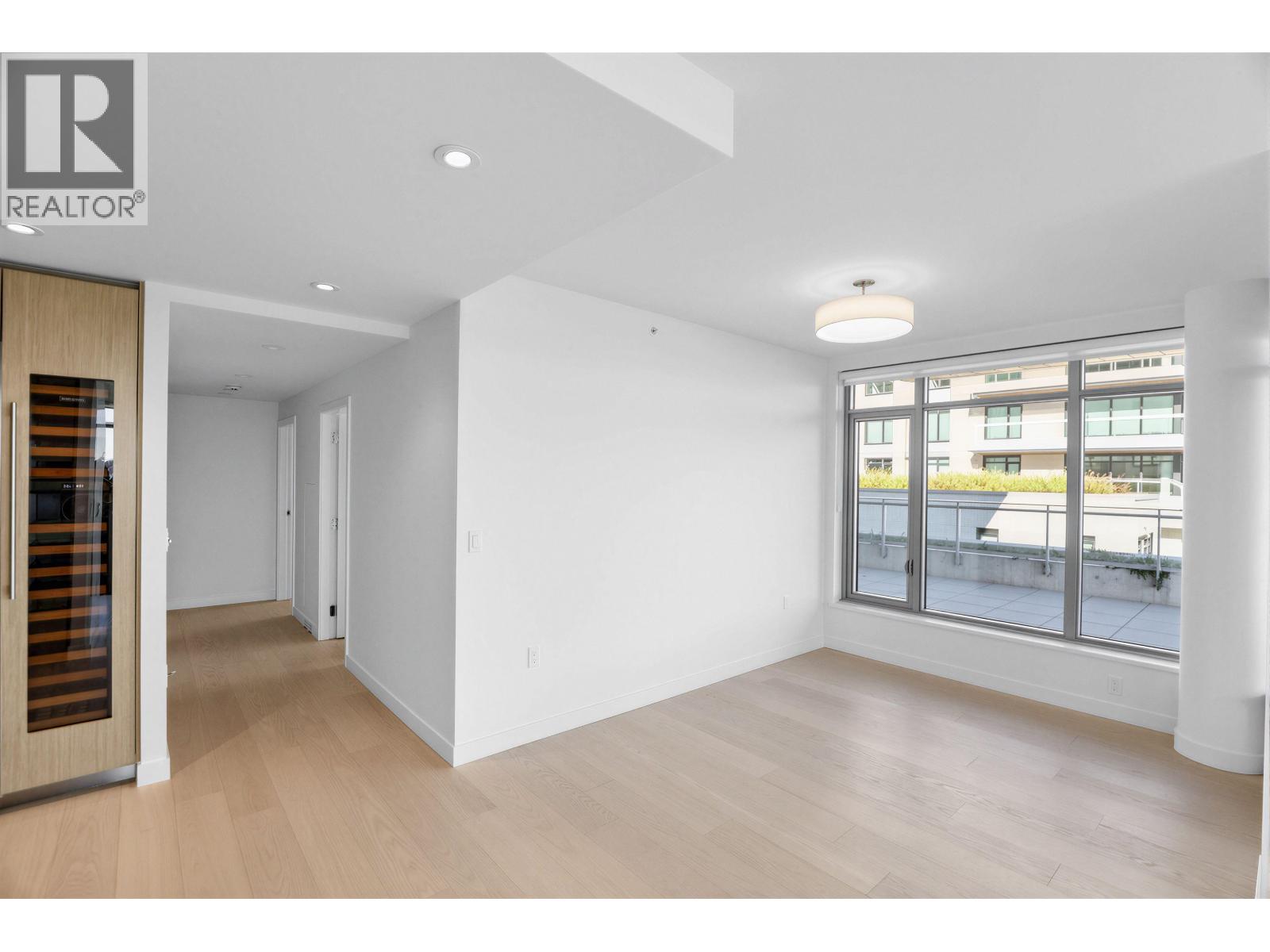 308 785 Harbour Way, North Vancouver, British Columbia  V7P 0G3 - Photo 13 - R3158027