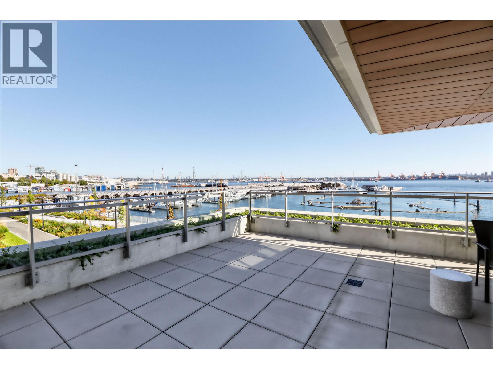 308 785 Harbour Way, North Vancouver, British Columbia  V7P 0G3 - Photo 8 - R3158027