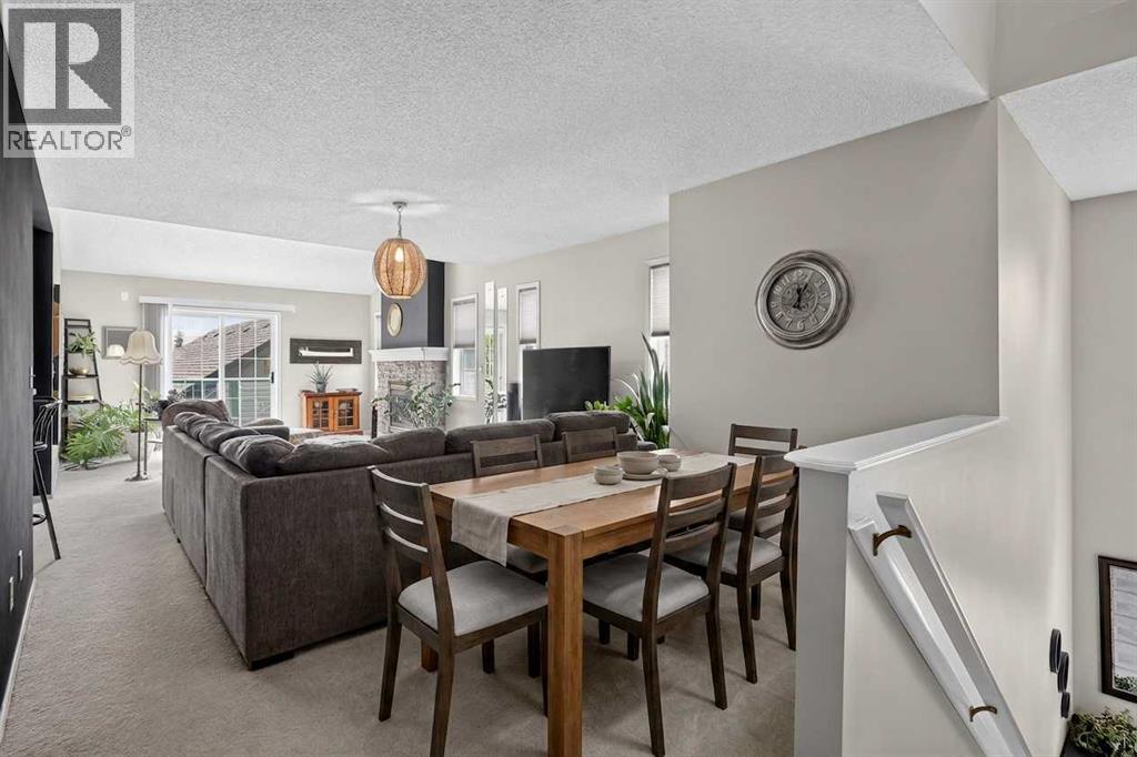 204, 39 Hidden Creek Place NW, Calgary, Alberta  T3A 6B9 - Photo 2 - A2334820
