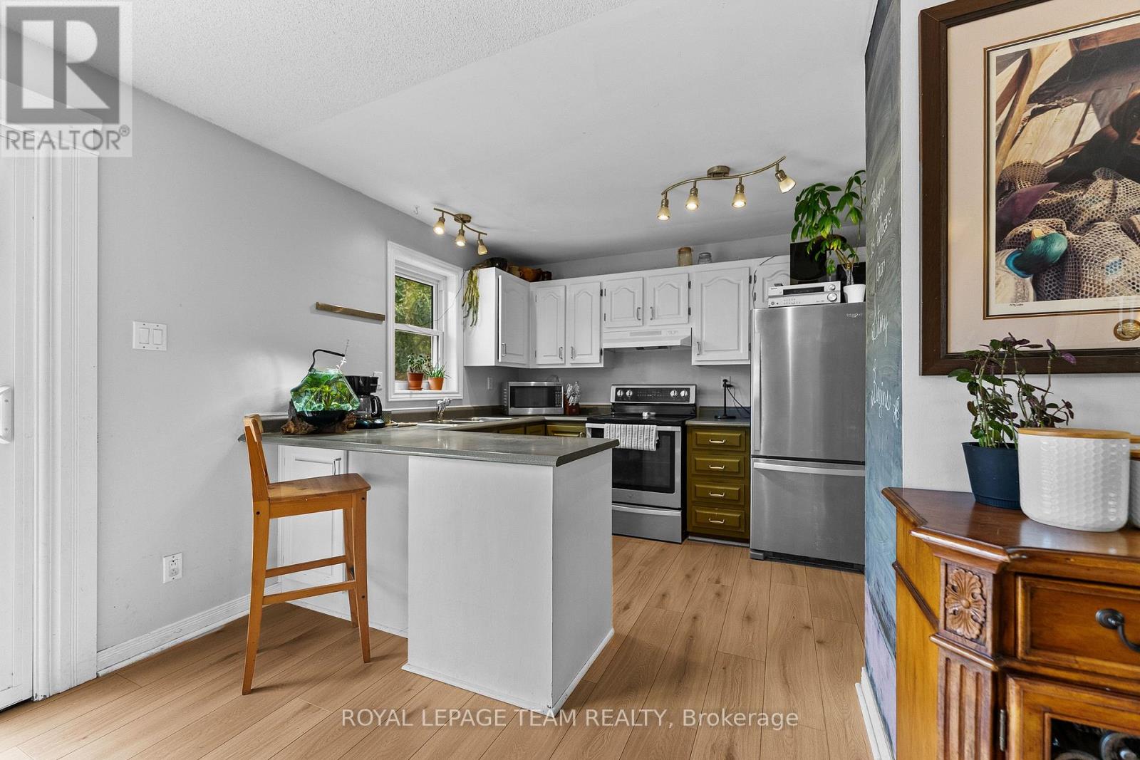 484 Wylie Road, Laurentian Hills, Ontario  K0J 1P0 - Photo 15 - X13725328
