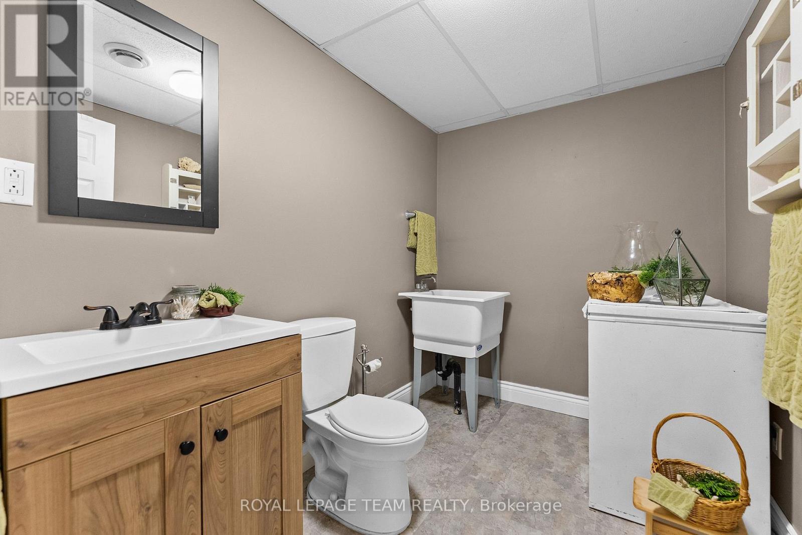 484 Wylie Road, Laurentian Hills, Ontario  K0J 1P0 - Photo 25 - X13725328