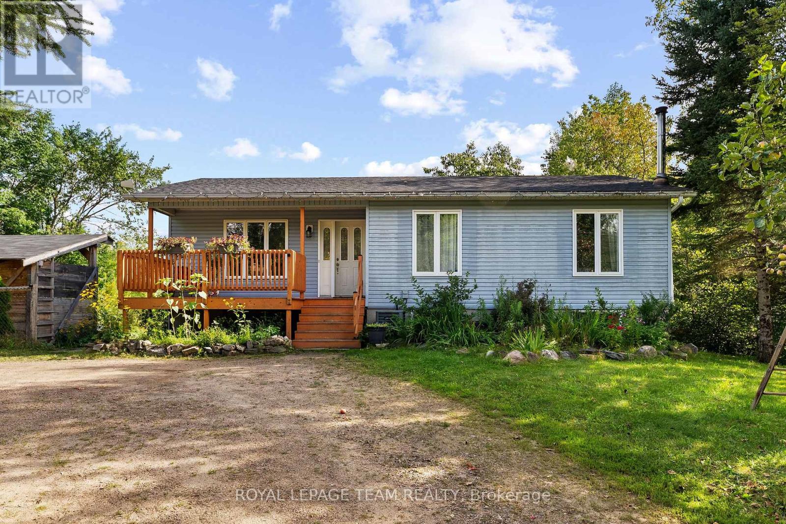 484 Wylie Road, Laurentian Hills, Ontario  K0J 1P0 - Photo 6 - X13725328