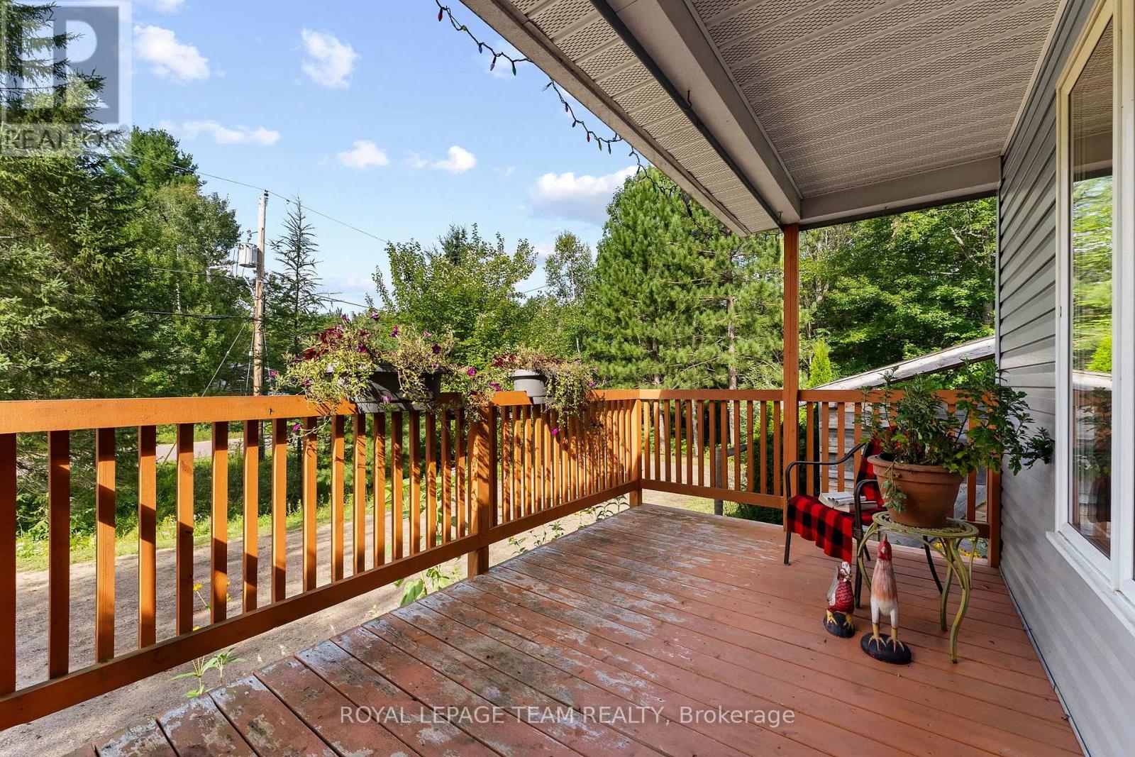 484 Wylie Road, Laurentian Hills, Ontario  K0J 1P0 - Photo 8 - X13725328