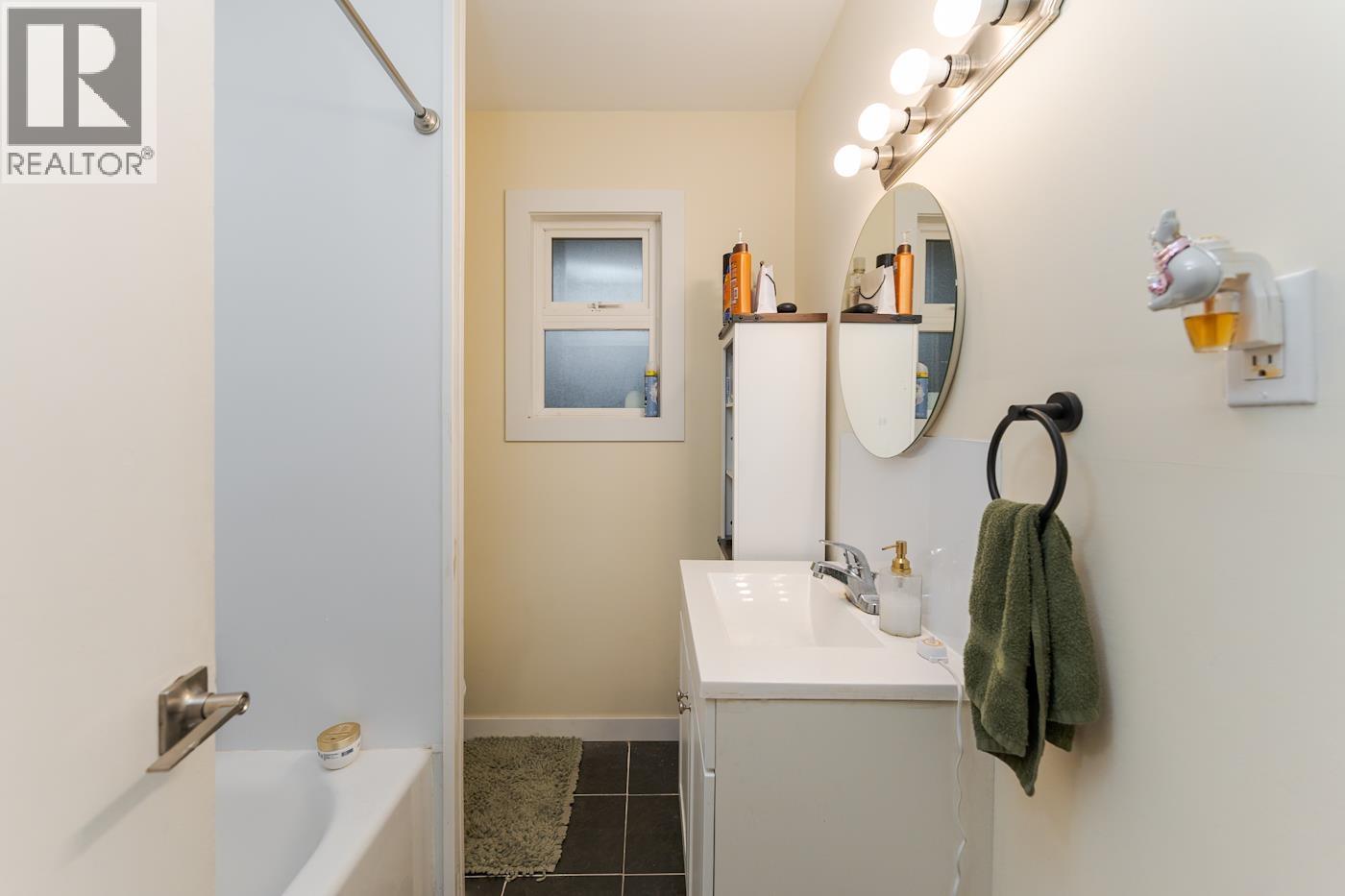 2025 Pine Street, Prince George, British Columbia  V2L 2C8 - Photo 17 - R3159827