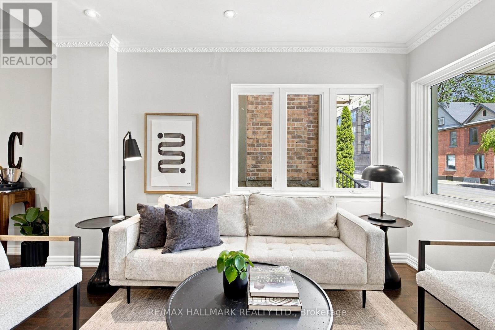 76 Pape Avenue, Toronto, Ontario  M4M 2V6 - Photo 10 - E13720526
