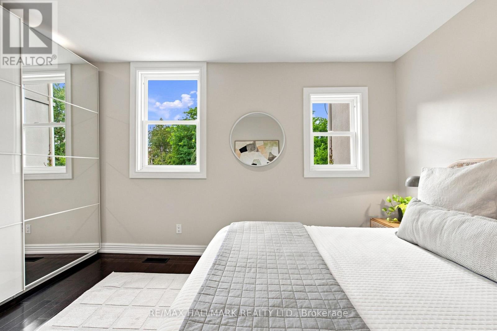 76 Pape Avenue, Toronto, Ontario  M4M 2V6 - Photo 25 - E13720526