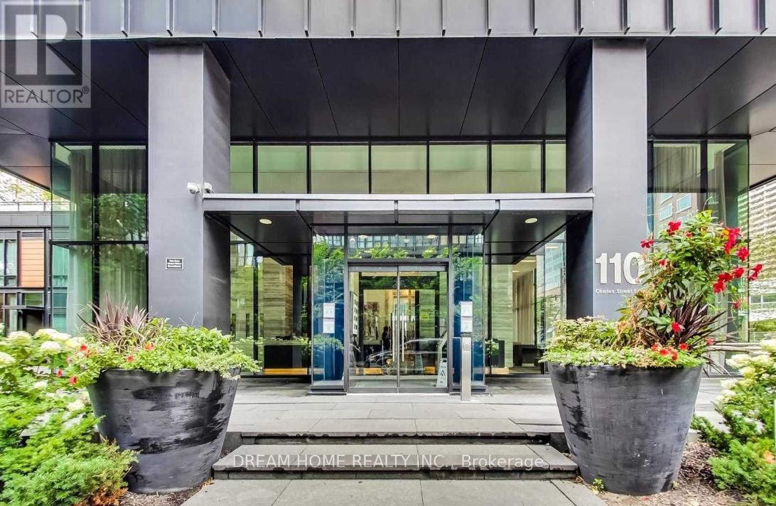 608 - 110 CHARLES STREET E, Toronto, Ontario