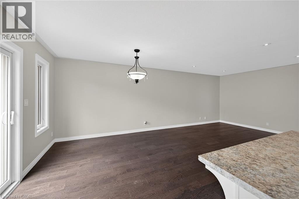 98 Macneil Court, Hagersville, Ontario  N0A 1H0 - Photo 8 - 40814142