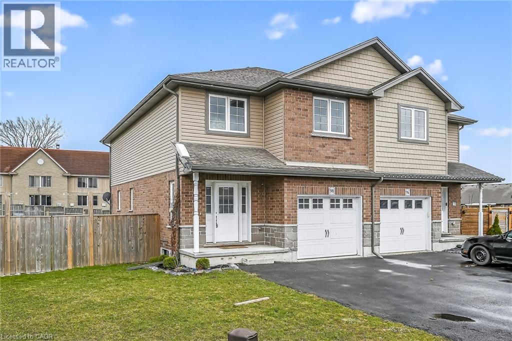 98 MACNEIL Court, Hagersville, Ontario