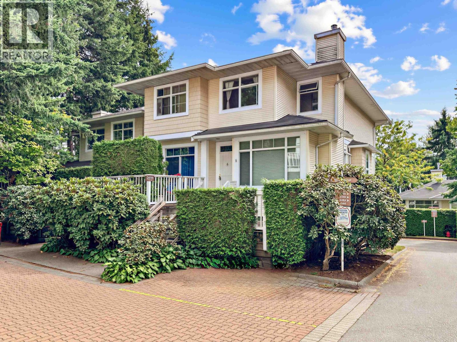 1 3596 Whitney Place, Vancouver, British Columbia  V5S 4T2 - Photo 2 - R3155596