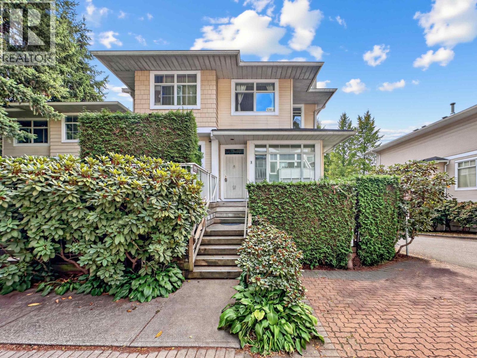 1 3596 WHITNEY PLACE, Vancouver, British Columbia