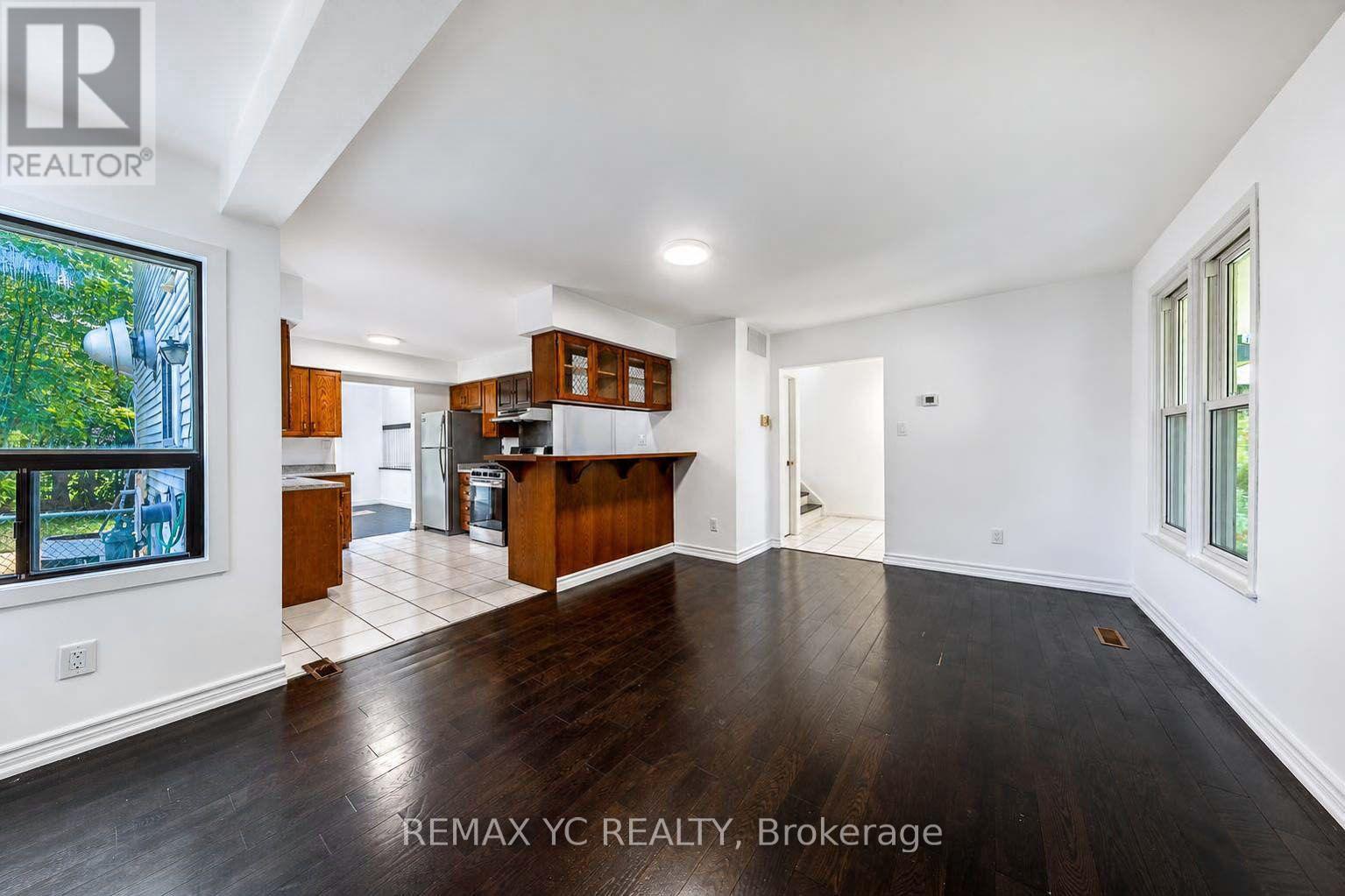 35 Kitsilano Crescent, Richmond Hill, Ontario  L4C 5A4 - Photo 6 - N13725318
